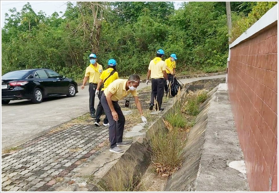 ﻿สำนักงานบังคับคดีจังหวัดชุมพร จัดกิจกรรมจิตอาสา Big Cleaning Day เพื่อป้องกันการแพร่ระบาดของโรคติดเชื้อไวรัสโคโรนา 2019 (Coronavirus Disease 2019 : COVID-19)